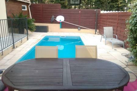 Tres Confortable Studio Maison Au Pied Dufaron Villa Toulon Luaran gambar